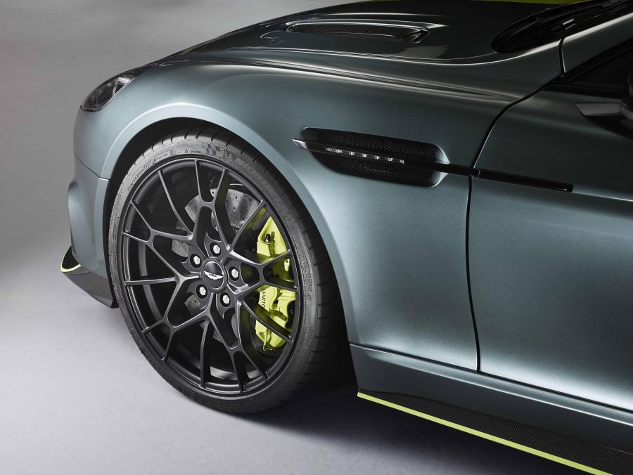Детали экстерьера Aston Martin Rapide AMR 2018 года  (WW) (фото 24 из 25)